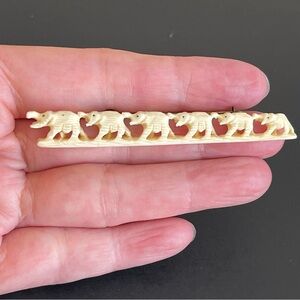 Ivory Elephant Design Hair Clip